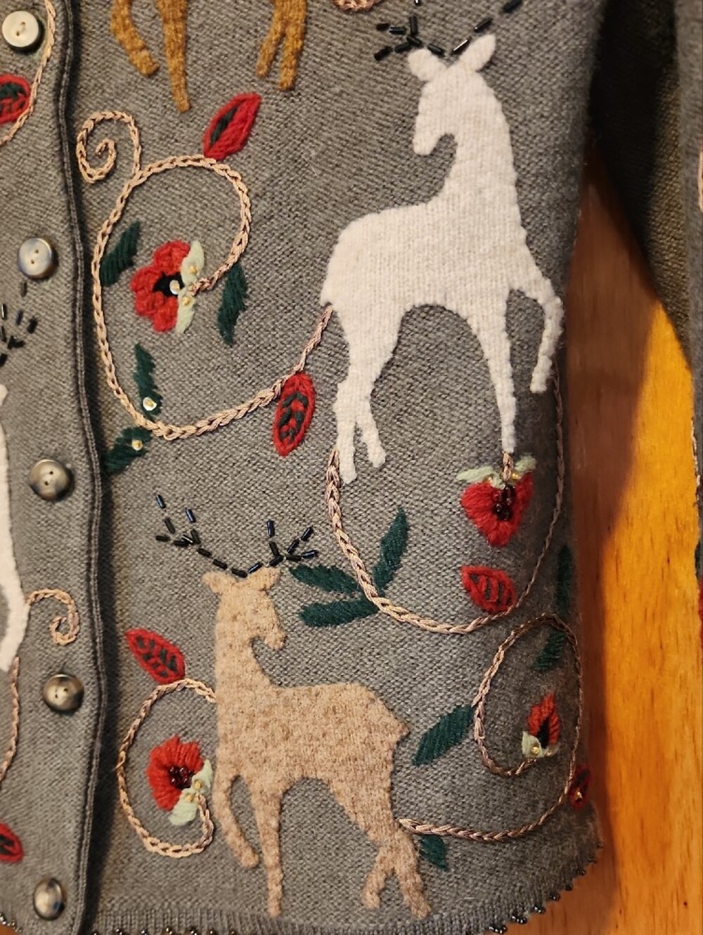 Susan Bristol Green Cardigan with Embroidered Deer and Floral Accents Medium - Picture 2 of 12